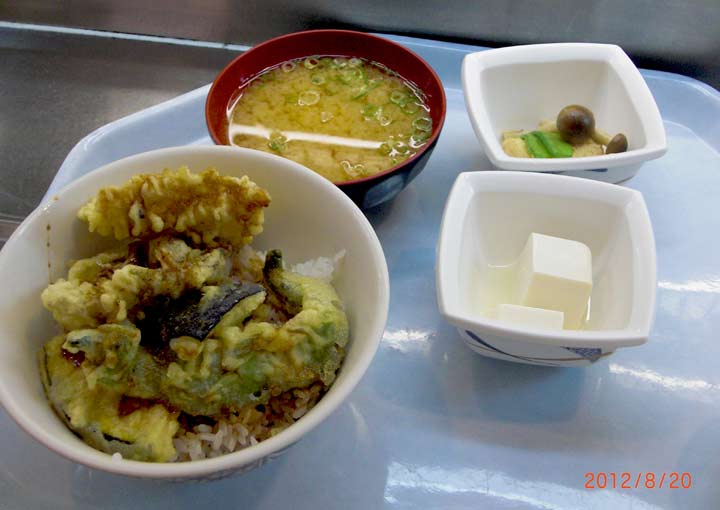 京都食材天丼と京白丹波大豆の揚げ湯葉炊き合わせ