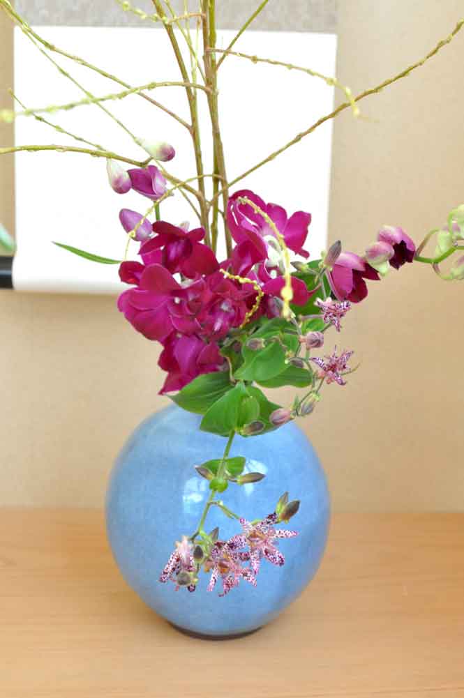 木村宜正さんの花器（ホトトギスの花）