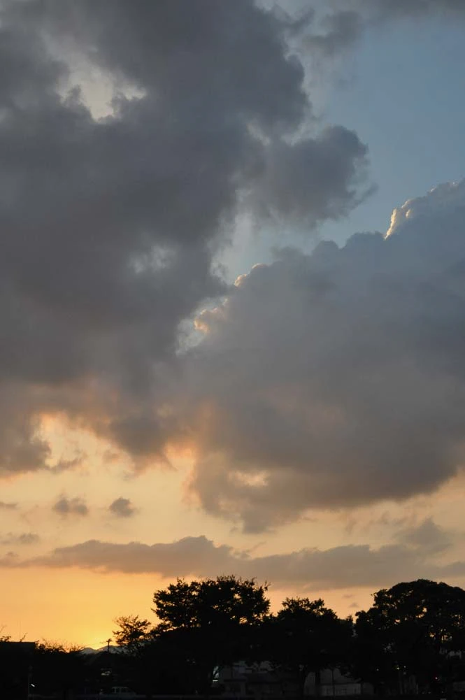 堀口大學「夕ぐれの時はよい時」