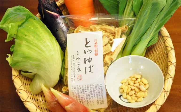 とゆゆばの中華風炒め物（湯葉のレシピ材料）