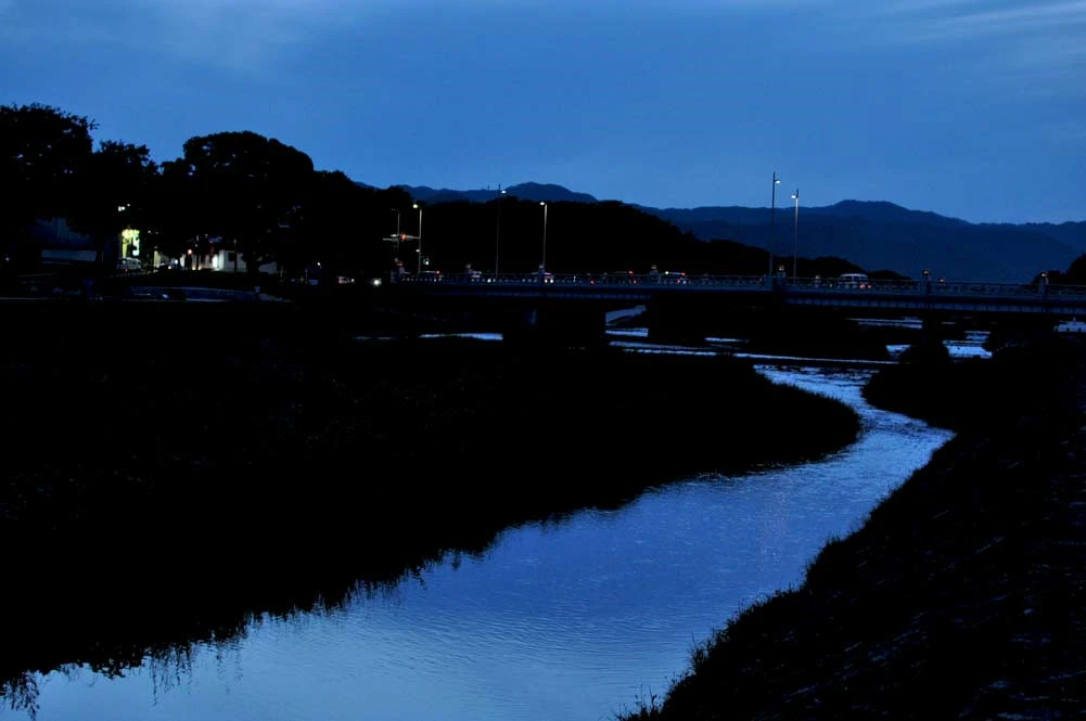 夏の夜の鴨川